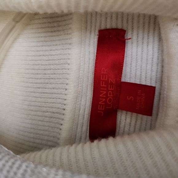 Jennifer Lopez size SMALL - Picture 6 of 11